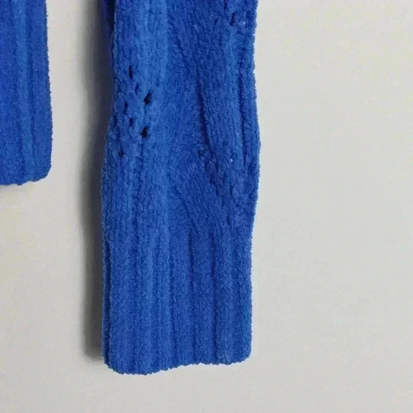 BCBGMAXAZRIA Women's Chenille Pointelle Blue Electric Sweater Size Xsmall - Picture 9 of 16